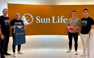 Sun Life Donasikan Fasilitas Lapangan Basket Bagi Anak-anak Kurang Mampu di Asia - JPNN.com