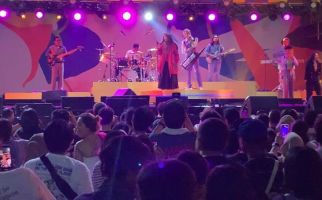 Synchronize Festival 2023, Duet Fariz RM & Neno Warisman Tampil Memukau - JPNN.com