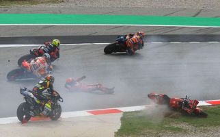 Kata Pecco seusai Kakinya Terlindas Motor di MotoGP Catalunya - JPNN.com