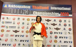 Harumkan Nama Indonesia, Dinny Febriani Raih Medali Emas di Kejuaraan Judo Internasional - JPNN.com