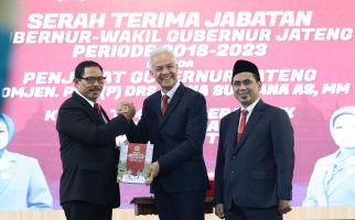 Ganjar Bangun Fondasi Kuat Integritas ASN, Nana Sudjana Siap Melanjutkannya - JPNN.com