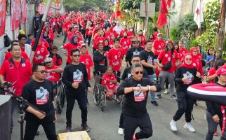 Hasto dan Repdem Senam Cinta Tanah Air di Senen, Sebut PDIP Ingin Hadir di Tengah Rakyat - JPNN.com