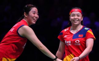 Chen Qing Chen/Jia Yi Fan Mengamuk di Final China Open 2023 - JPNN.com