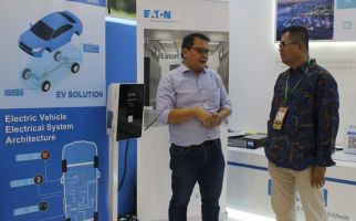 Dukung Pemerintah Kurangi Emisi Karbon, Eaton Indonesia Kenalkan Teknologi EV Charger - JPNN.com