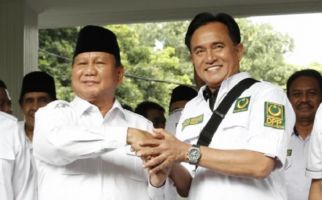 Bergabungnya Demokrat Buat Peluang Yusril Dampingi Prabowo Makin Terbuka - JPNN.com