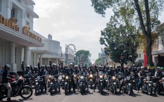 Rayakan One Ride 2023, Ratusan Pengendara Royal Enfield Tinggalkan Jejak Positif - JPNN.com