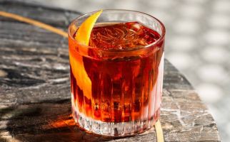 Phoenix Gastrobar Gelar Acara Negroni Week, Eksplorasi Koktail Klasik Sambil Beramal - JPNN.com