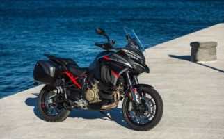 Ducati Multistrada V4 S Grand Tour Hadir Dengan Fitur Komplet, Sebegini Harganya - JPNN.com