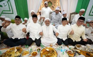 Bertemu Anies dan Cak Imin, Habib Rizieq Masih Tunggu Ijtimak Ulama Soal Dukungan 2024 - JPNN.com