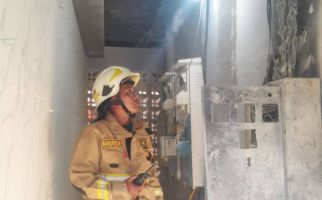 SMAN 6 Jakarta Selatan Terbakar, Satu Orang Tewas - JPNN.com