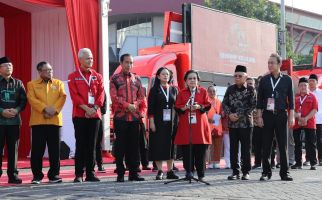 Mobil Bioskop Keliling PDIP Diluncurkan, Bu Mega: Ini untuk Rakyat Indonesia - JPNN.com
