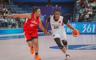 Banyak Melakukan Kesalahan, Timnas Basket Putri Indonesia Tumbang di Tangan Jepang - JPNN.com