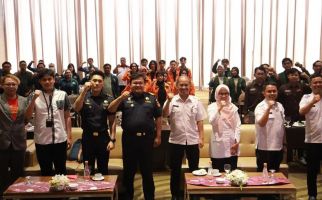 Manfaatkan Dana Bagi Hasil CHT, Bea Cukai Bandung Gelar Serangkaian Sosialisasi - JPNN.com