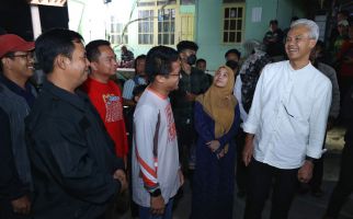 Ganjar Menginap di Rumah Warga Cianjur, Diajak Mayoran, Unik dan Spesial - JPNN.com