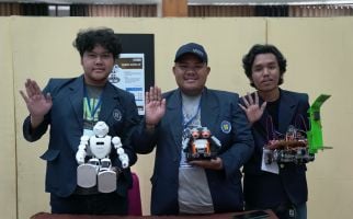 Mahasiswa FTI Universitas Budi Luhur Pamerkan Robot dari Hasil Penelitian - JPNN.com