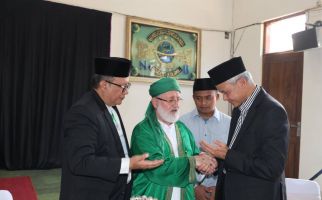 Ganjar Didoakan-Dapat Amalan Khusus dari Cucu Syekh Abdul Qadir Jailani - JPNN.com