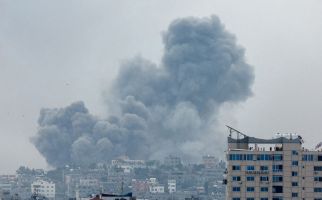 Israel Terus Bombardir Gaza, Kemlu Hilang Kontak dengan 3 WNI - JPNN.com