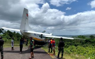 Rem Blong, Pesawat Asian One Kecelakaan di Bandara Kenyam Nduga - JPNN.com