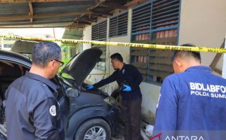 Mobil Ketua LPA Labuhanbatu Terbakar di Komplek Asrama Haji, Dibakar OTK? - JPNN.com