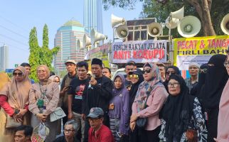 Muncul Aksi Massa Desak Polda Tak Ragu Tetapkan Firli Tersangka - JPNN.com