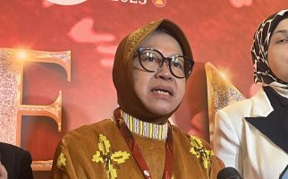 Masuk Bursa Cagub DKI dari PDIP, Risma Mengaku Tak Mau Sombong - JPNN.com