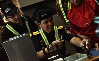 Bea Cukai Tanjung Perak Kunjungi 4 Perusahaan MITA Kepabeanan, Ini Tujuannya - JPNN.com