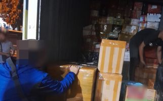 Penindakan 4 Hari, Bea Cukai Malang Sita Rokok Ilegal dan Obat Terlarang Sebanyak Ini - JPNN.com