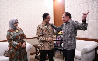 Anies Baswedan Lebih Andal dalam Diplomasi Luar Negeri Dibanding Prabowo dan Ganjar - JPNN.com