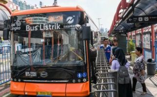 Tekan Polusi Udara, Pemprov DKI Memperbanyak Bus Listrik - JPNN.com