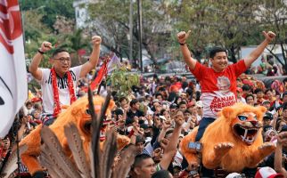 Ribuan Pendukung Ganjar Hadiri Pawai Budaya, Brando: Mereka Suka Pemimpin Merakyat - JPNN.com