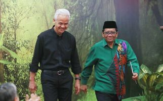 Mahfud MD: Mas Ganjar Figur Pemimpin Merakyat dan Berani - JPNN.com