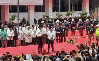 Rombongan AMIN Lewat Depan Rumah Bu Mega, Anies Bilang Begini - JPNN.com