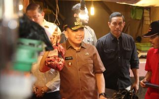 Pj Gubernur Agus Fatoni Cek Bahan Pokok di 2 Pasar Tradisional, Ada Kabar Menggembirakan - JPNN.com