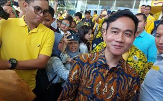 Ditanya Masih Jadi Kader PDIP, Gibran Cuma Bilang Nanti - JPNN.com
