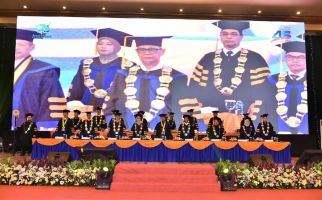 Institut STIAMI Luluskan Ribuan Wisudawan, Rektor: Jaga Integritas, Jauhi Korupsi - JPNN.com