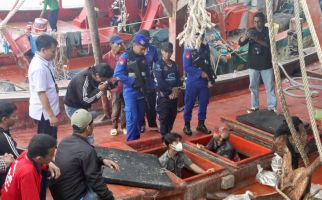 Baharkam Polri Tangkap 2 Kapal Vietnam yang Lakukan Illegal Fishing di Natuna Utara - JPNN.com