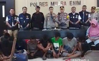 Polisi Tangkap 30 Pekerja Tambang Batu Bara Ilegal di Muara Enim, Ini Barang Buktinya - JPNN.com