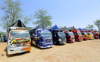 Ribuan Pencinta Truk Fuso Canter Padati Acara Jamnas ke-10 di Kudus - JPNN.com