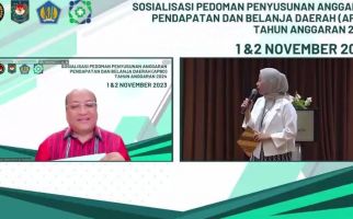 Kemendagri Dorong Pemda Segera Menyusun APBD 2024 Tepat Waktu - JPNN.com