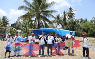 Warga Bone Antusias Ikuti Lomba Layang-Layang bareng Gerakan Passeddingeng Ganjar - JPNN.com