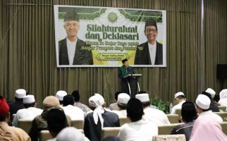 Kepemimpinan Jujur dan Amanah, Ganjar-Mahfud Dapat Dukungan Ratusan Ulama di Bogor - JPNN.com
