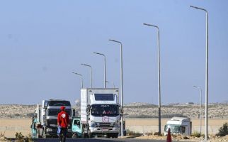 Mesir Buka Perbatasan, 76 Truk Bantuan Masuk Gaza - JPNN.com