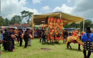 Memajukan Budaya Daerah lewat Festival Lahar Polo Pendem di Desa Kandangan Lumajang - JPNN.com