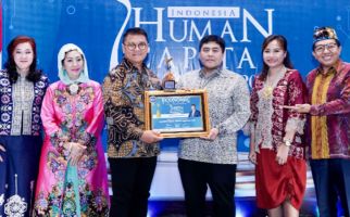 Jasa Raharja Dapat 2 Penghargaan dari Indonesia Human Capital Award 2023 - JPNN.com