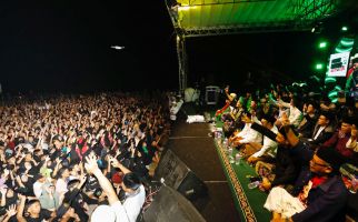 Ribuan Warga Jatim Berselawat & Mendoakan Ganjar-Mahfud Pimpin Indonesia - JPNN.com