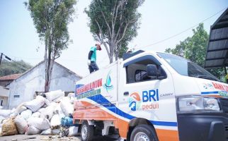 Yayasan Bening Saguling & BRI Peduli Ajak Masyarakat Kelola Sampah di Tepi Citarum - JPNN.com