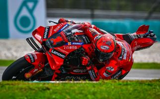 Jadwal MotoGP Qatar 2023: Balapan Malam, Pecco Bisa Juara Dunia di Sini - JPNN.com