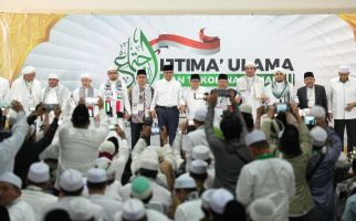 Anies Teken Pakta Integritas Ijtima Ulama, Gus Maksum Pastikan Kiai NU Tetap Dukung AMIN - JPNN.com