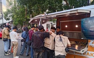 Ratusan Anak Muda di Bandung Sampaikan Aspirasi Melalui Mobil Ide Rakyat - JPNN.com