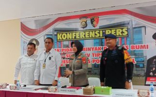 Pemilik Lahan Tempat Gudang BBM Ilegal Ternyata Seorang Anggota Brimob  - JPNN.com